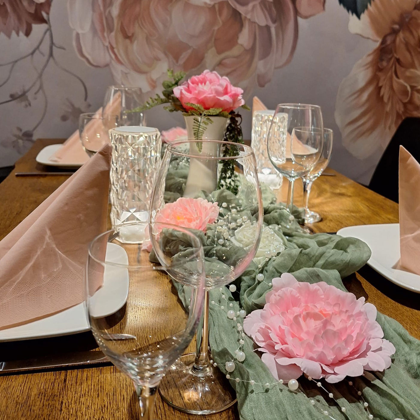 NACA_BILD_Innenraum-Tischdeko